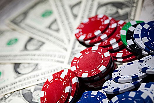Live Baccarat ဒီလာနှင့် ကတ်ဖြန့်နေသော ကာစီနိုဇယား